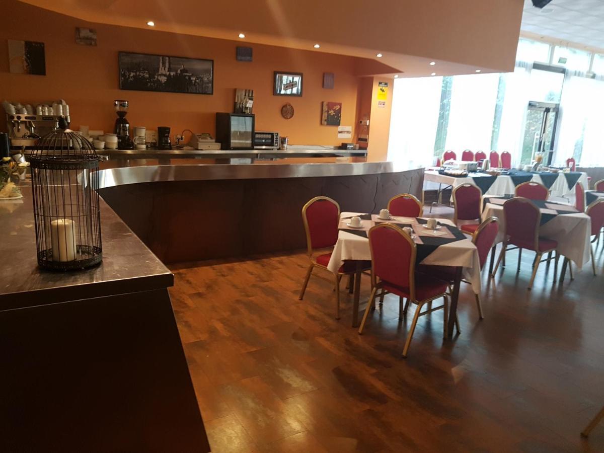 Hotel Ciudad De Корея Екстериор снимка