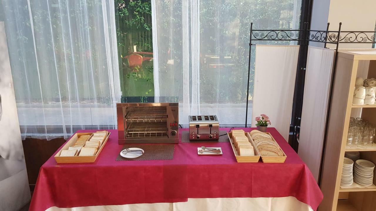 Hotel Ciudad De Корея Екстериор снимка